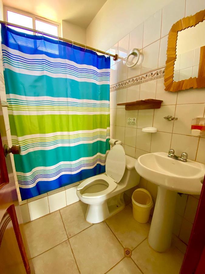 El Rincon De George Hotell Puerto Villamil Eksteriør bilde