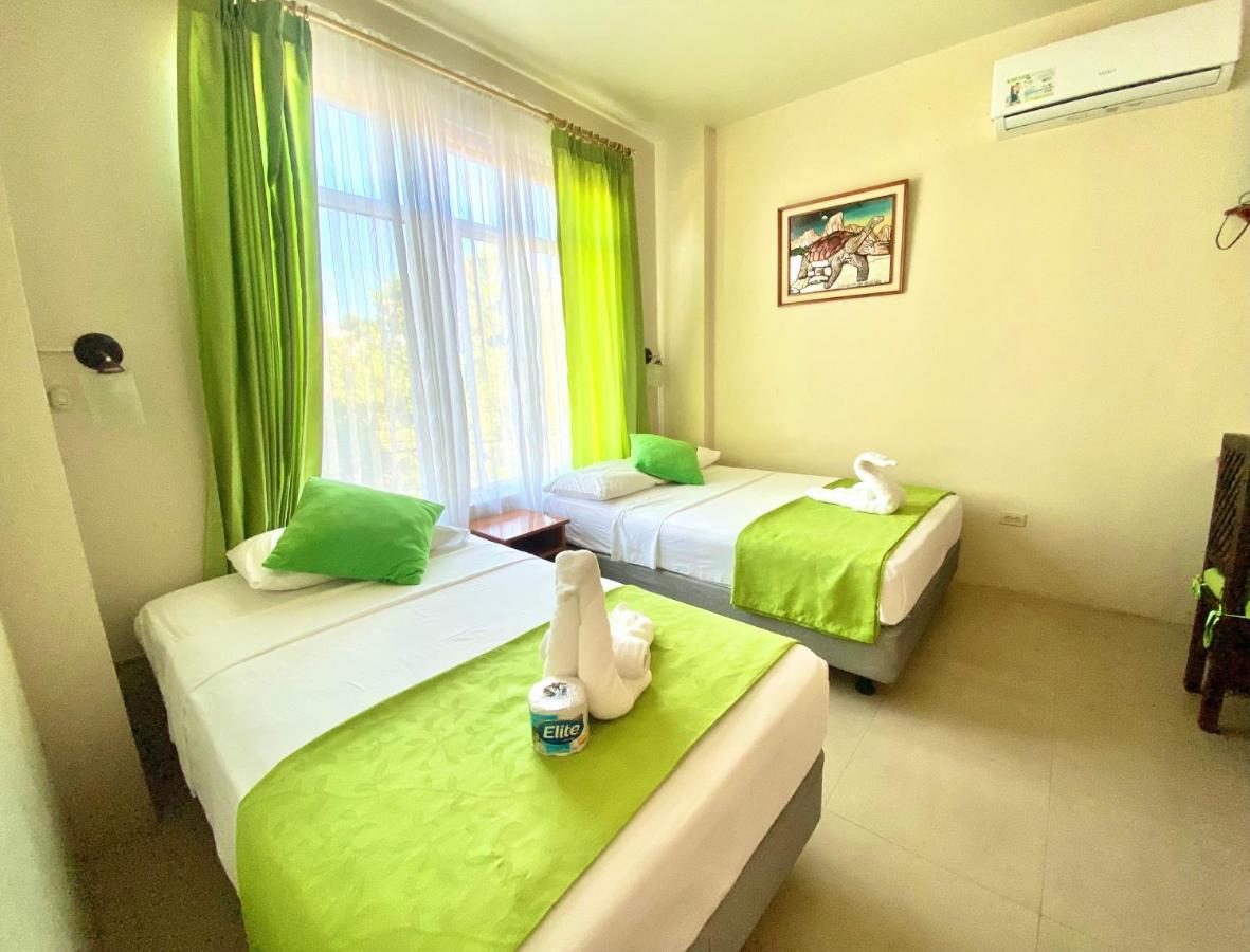 El Rincon De George Hotell Puerto Villamil Eksteriør bilde
