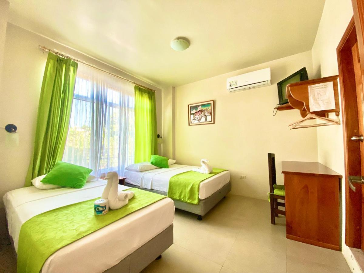 El Rincon De George Hotell Puerto Villamil Eksteriør bilde