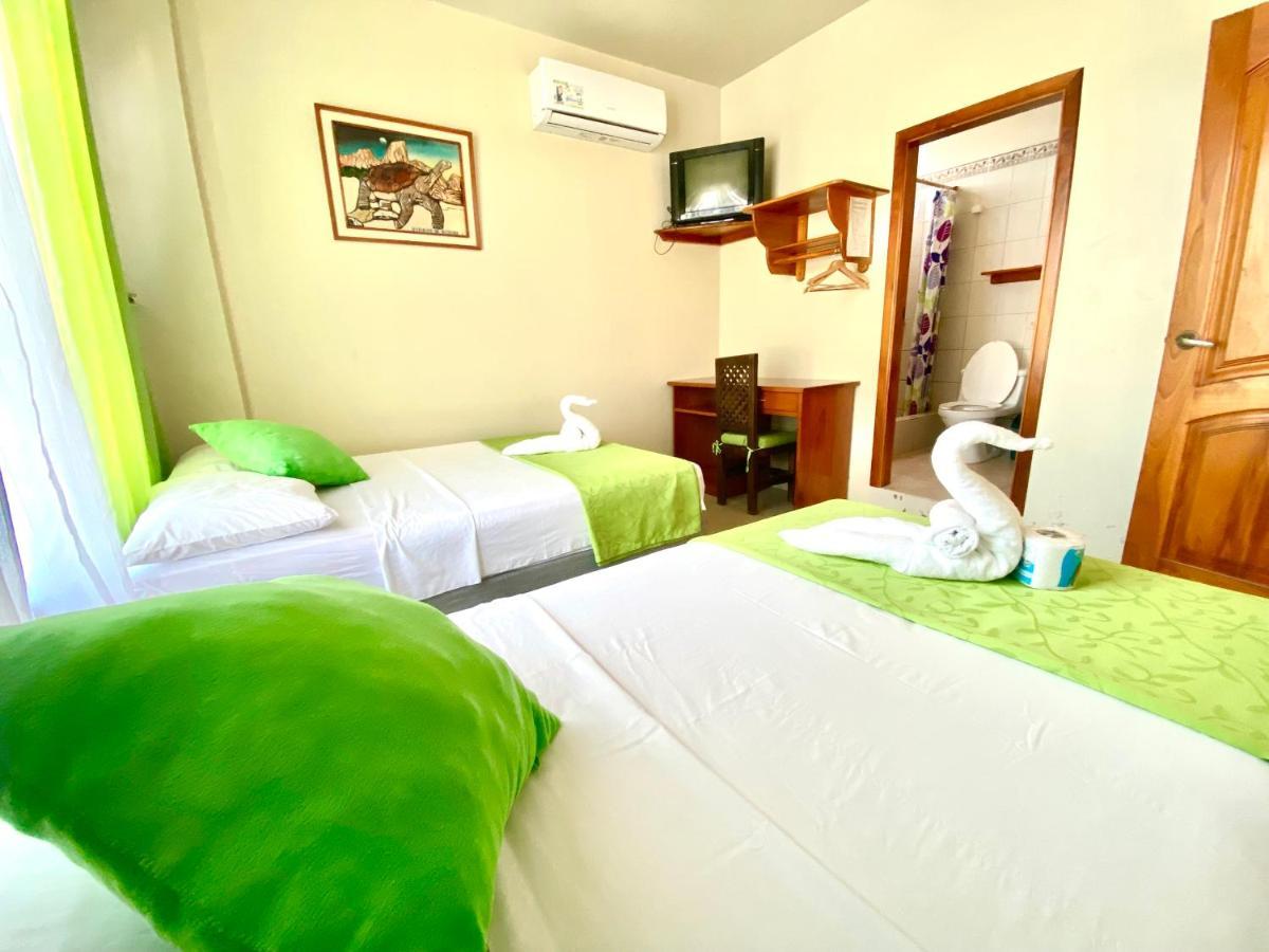 El Rincon De George Hotell Puerto Villamil Eksteriør bilde