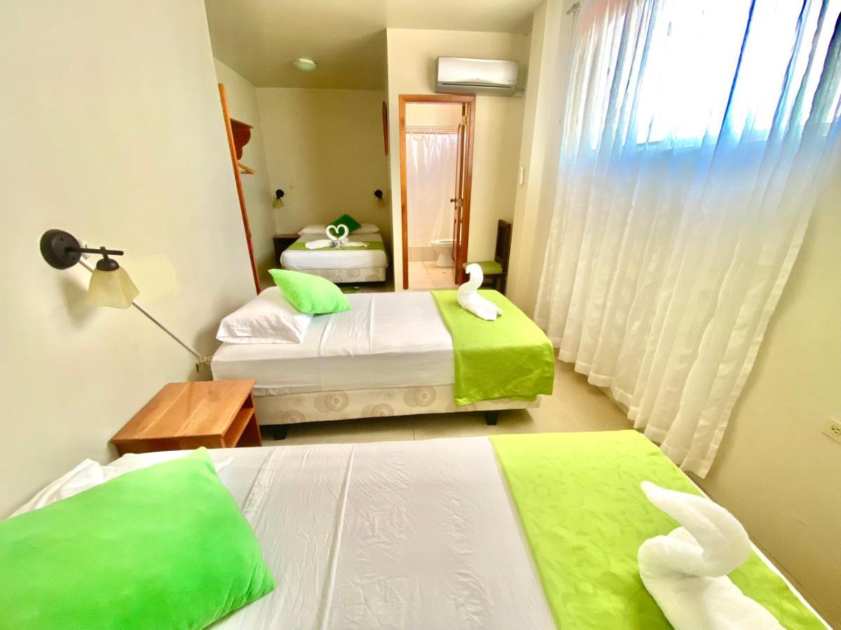 El Rincon De George Hotell Puerto Villamil Eksteriør bilde